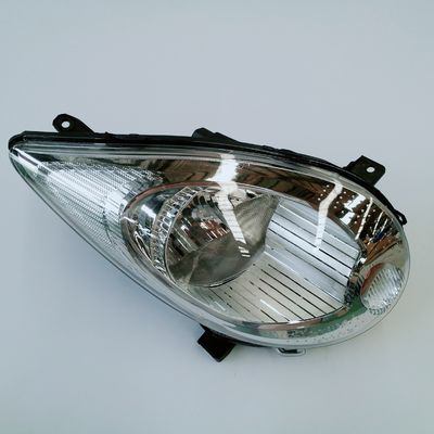 OE Nr. 4121100/200U8010/8050 Warmweiße Autoteile für JAC J3 Scheinwerfer zu erschwinglichen Preisen