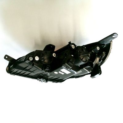 Scheinwerfer mit Scheinwerferfunktion für J5 OE Nr. 4121200-V7101
