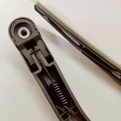 0.3kg Schwarzer Rückwischer Arm und Blechmontage für JAC J3 Auto OEM Nummer 5611300U8030
