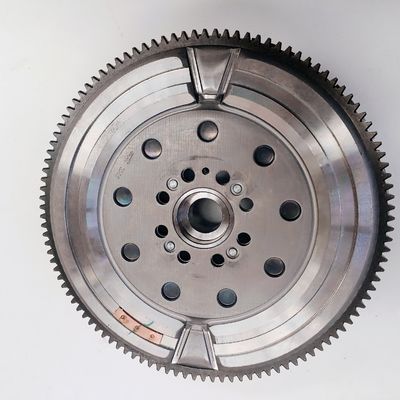 JAC T8 2.0 Flugrad OE Nummer 1005200GD190 mit leichtem Gewicht 32*31*10CM Abmessung